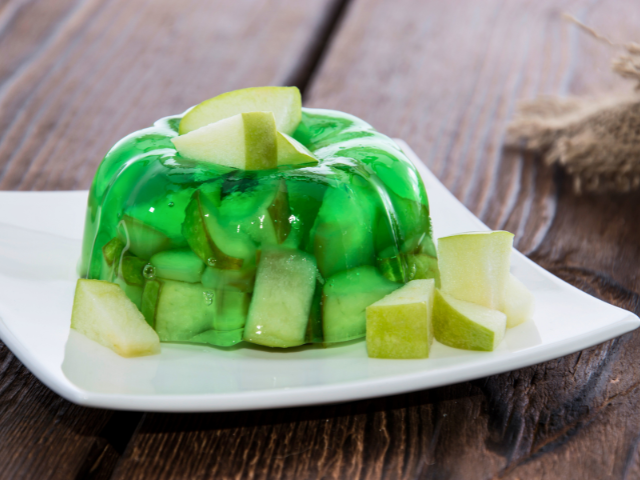 The Risks and Benefits of Jello for Dogs photo 1